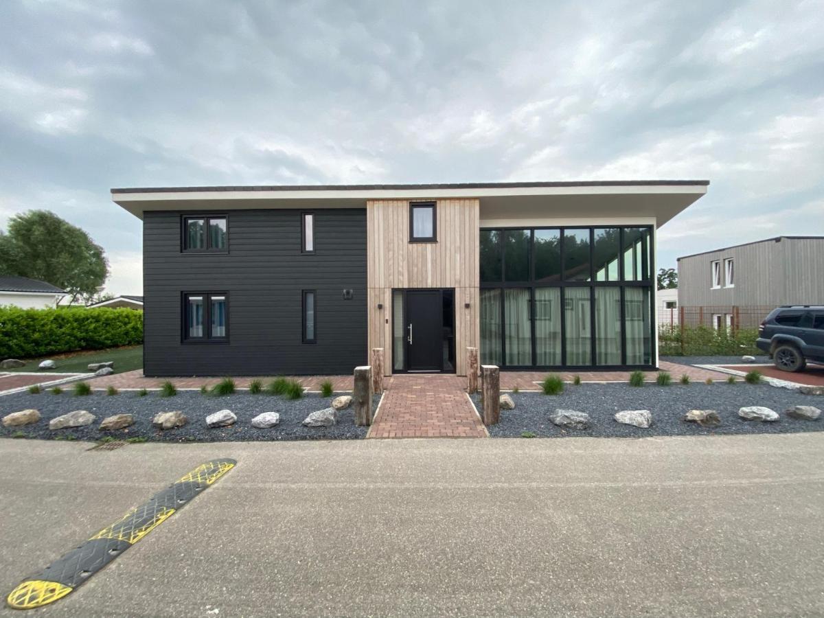 Maison Jolie Sint Annaland Exterior photo